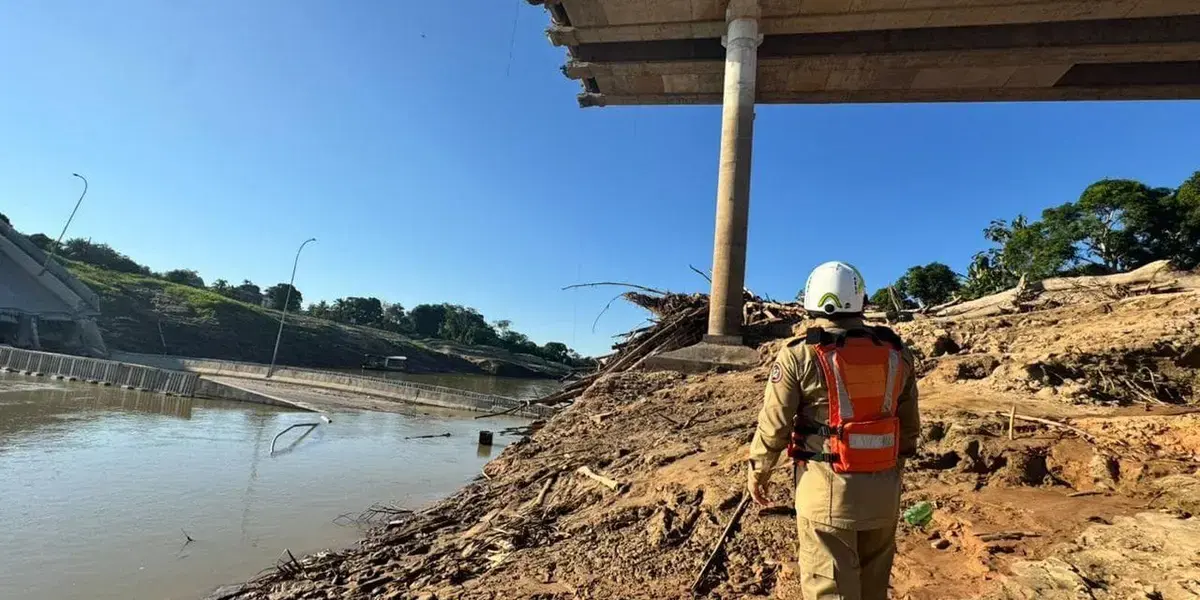 Desabamento de ponte de R$ 36 milhões no Acre deixa quatro feridos