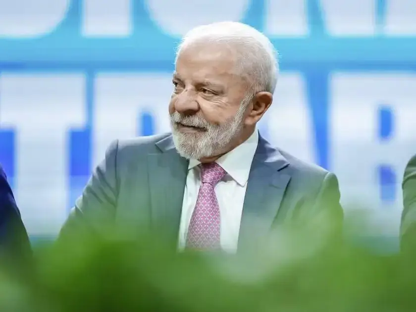 Desconfiança do povo brasileiro em relação ao presidente Lula é evidenciada por pesquisa Desconfiança do povo brasileiro em relação ao presidente Lula é evidenciada por pesquisa