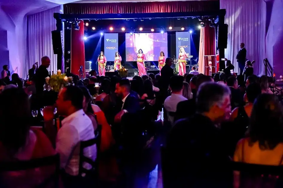 Descubra o traje passeio completo para o Top of Mind 2026