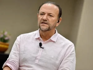 Estratégias e desavenças no palanque de Lula: uma análise política Estratégias e desavenças no palanque de Lula: uma análise política