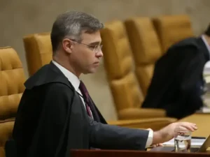 Gilmar Mendes critica André Mendonça por erro em delação de Vorcaro