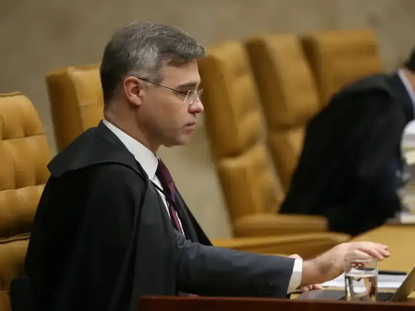 Gilmar Mendes critica André Mendonça por erro em delação de Vorcaro