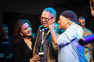 Mart’nália encanta público em noite de samba imperdível