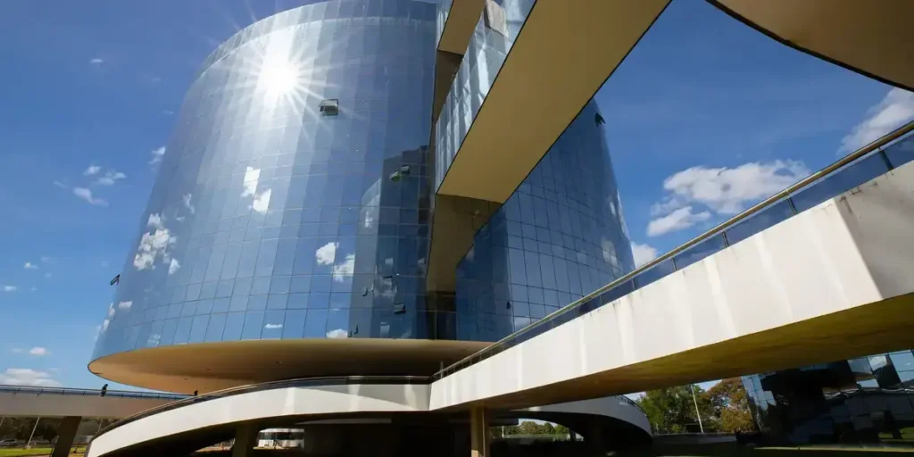 PGR se opõe à suspensão da Lei da Dosimetria no STF PGR se opõe à suspensão da Lei da Dosimetria no STF