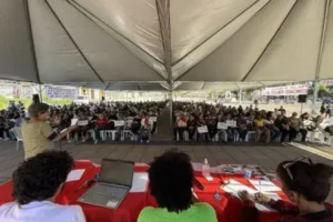 Professores de Belo Horizonte encerram greve após 45 dias de mobilização