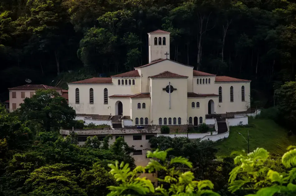 Revitalização da Igreja São José Operário é garantida com R$500 mil da Prefeitura