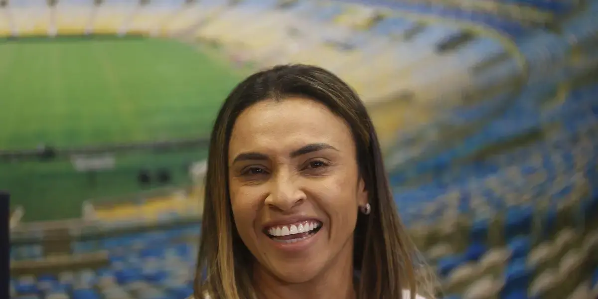Tesouro Reserva alcança R$ 2 bilhões com Marta como embaixadora