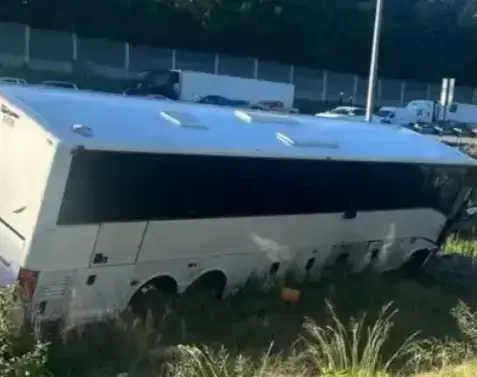 Tragédia nas Estradas: Jovem Mineira Morre em Engavetamento na Virgínia