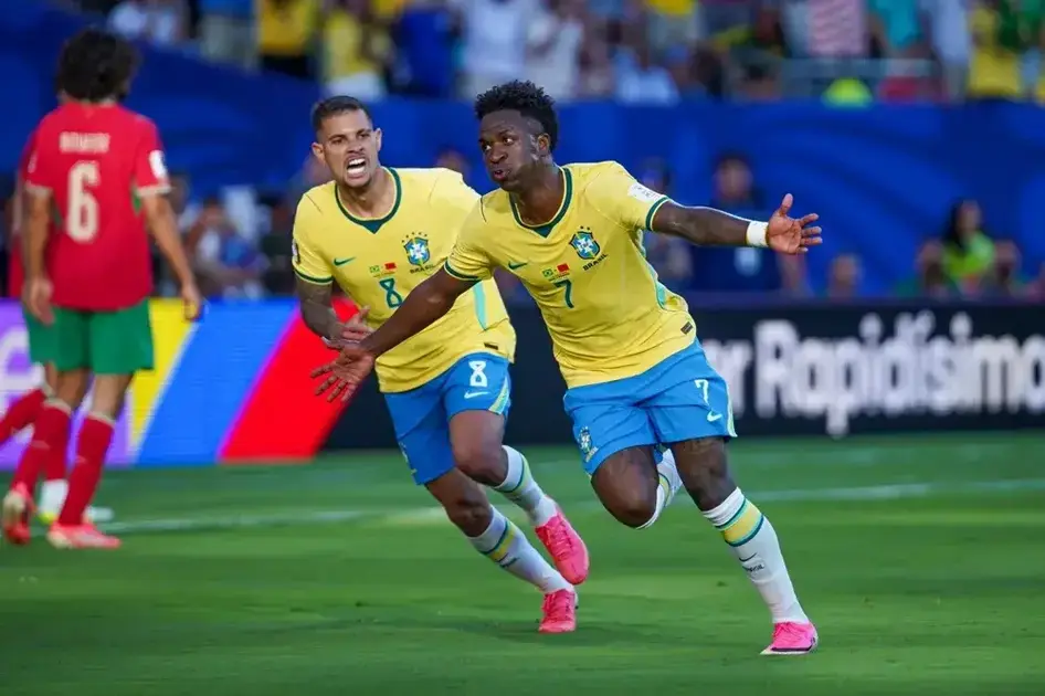 Vinícius Júnior reconhece desempenho abaixo do esperado do Brasil na Copa do Mundo Vinícius Júnior reconhece desempenho abaixo do esperado do Brasil na Copa do Mundo
