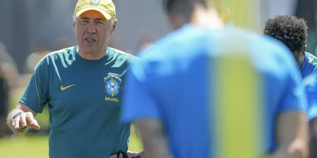 Ancelotti indica Martinelli como possível substituto de Paquetá contra Noruega Ancelotti indica Martinelli como possível substituto de Paquetá contra Noruega