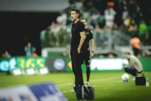 Atlético Mineiro conquista vitória emocionante contra Palmeiras em São Paulo