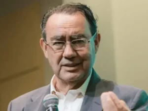 Augusto Cury manifesta apoio ao governador Romeu Zema