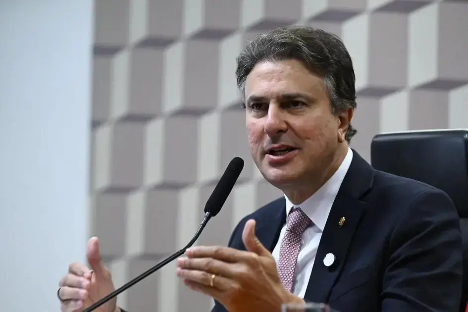 Camilo expressa tristeza com recusa de Marília e compara a Haddad Camilo expressa tristeza com recusa de Marília e compara a Haddad