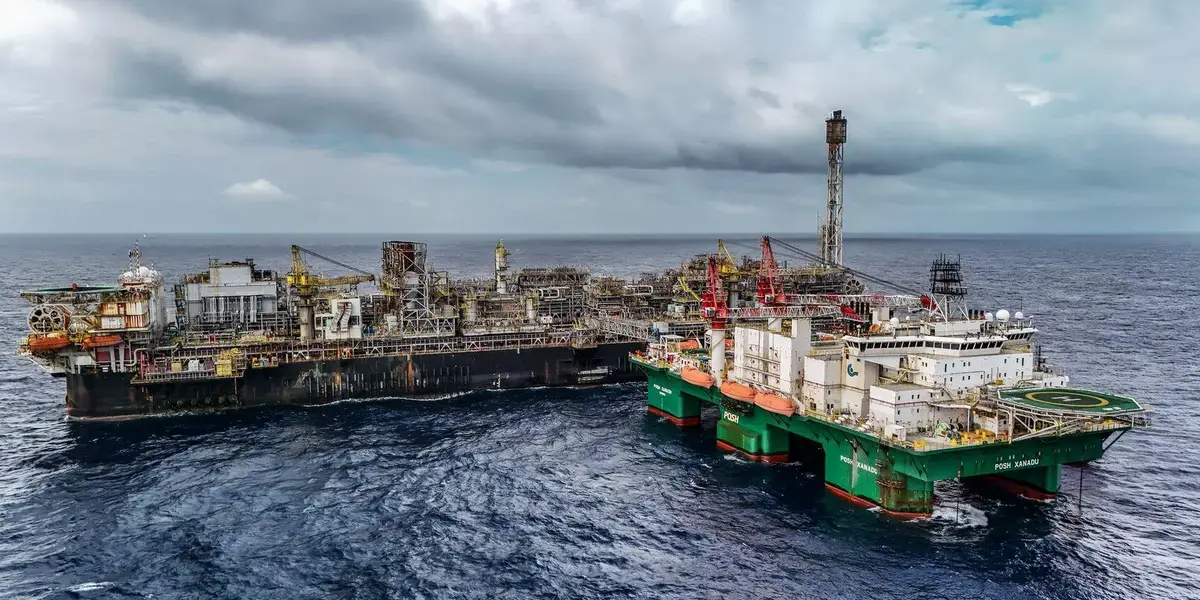 Continuação do Imposto de 12% sobre Exportação de Petróleo é Aprovada por 60 Dias