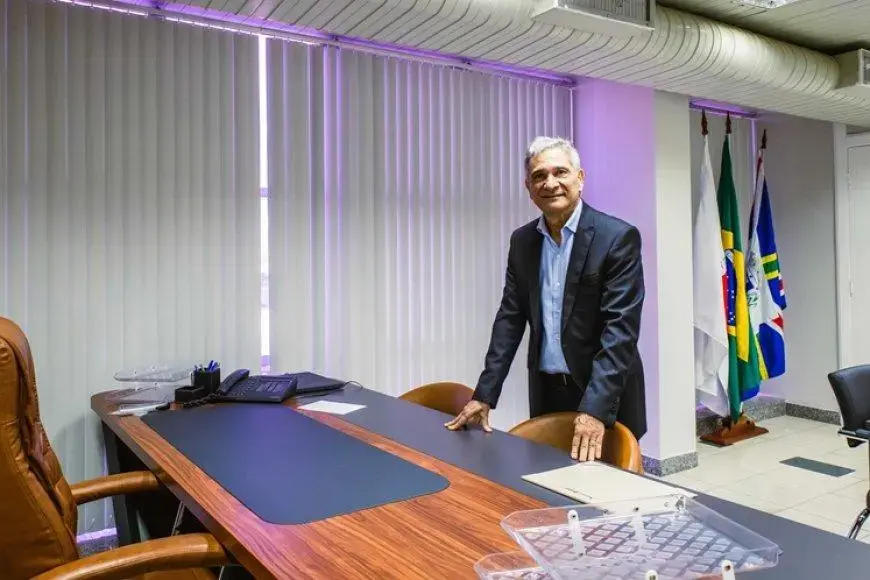 Coronel Sandro reassume em Valadares 
