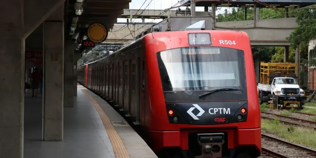 CPTM retoma operação das linhas de trem em SP após caóticos períodos
