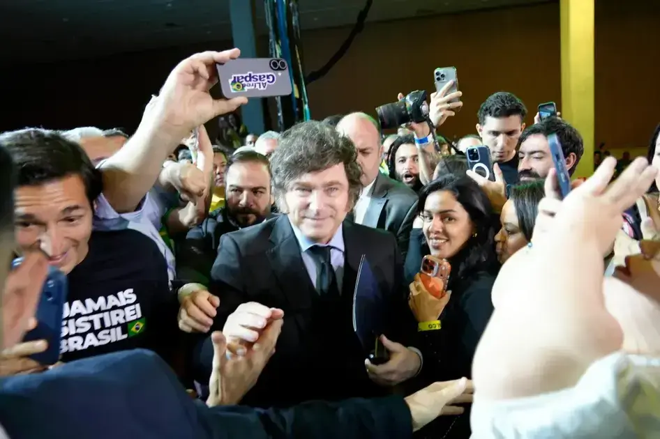 Em resposta a Milei, Brasil convoca embaixador argentino para protesto