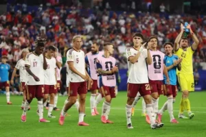 Espanha busca unificação de títulos mundiais com final da Copa do Mundo