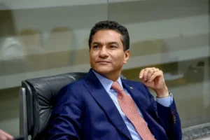 Indefinição de Cleitinho gera questionamentos dentro do Republicanos