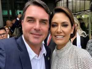 Michelle aceita desculpas de Flávio em gesto pela 'reconstrução do Brasil'