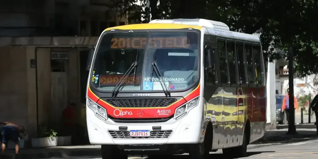 Negociações entre rodoviários e patrões no Rio terminam sem acordo