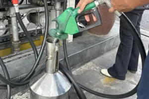 Procon multa posto em Bom Jesus do Amparo em quase R$60 mil