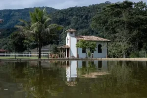 Quintais do Caraça: Uma Experiência Culturale Gastronômica Inesquecível Quintais do Caraça: Uma Experiência Culturale Gastronômica Inesquecível