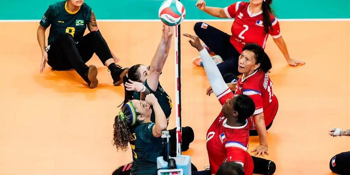 Seleções invictas do Brasil avançam para as oitavas do Mundial de Vôlei Sentado