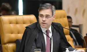 STF determina rastreamento de bens de Vorcaro e investigados no exterior