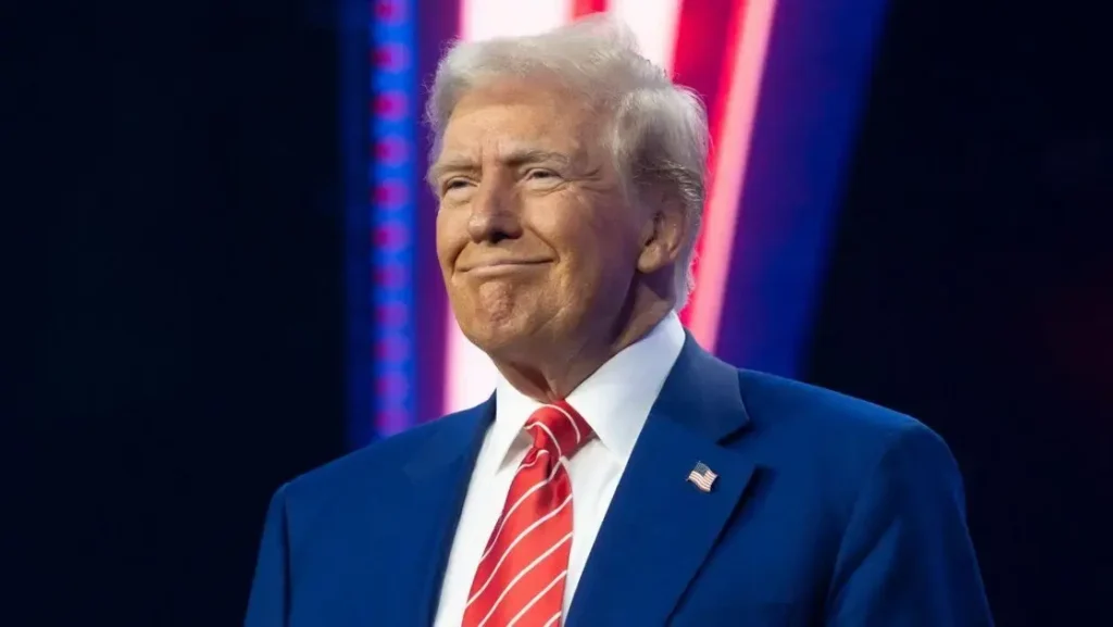 Trump é considerado um ‘maluco’ no cenário internacional Trump é considerado um 'maluco' no cenário internacional