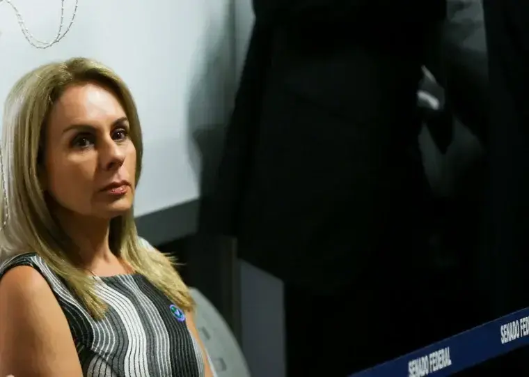 Viviane Barci de Moraes Intermediou Contrato de R$ 129 Milhões com Banco