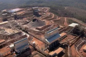 Acionamento de sirenes de barragem assusta moradores Acionamento de sirenes de barragem assusta moradores