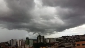 Alerta de tempestade e granizo: Itabira e João Monlevade em risco