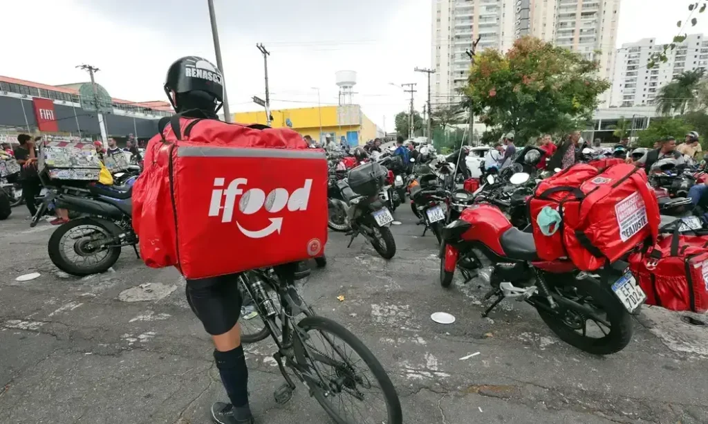 Anvisa revoga proibições de venda e propaganda de medicamentos online