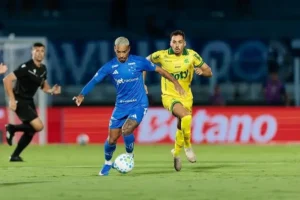 Cruzeiro enfrenta o Mirassol em busca de vitória no Brasileiro