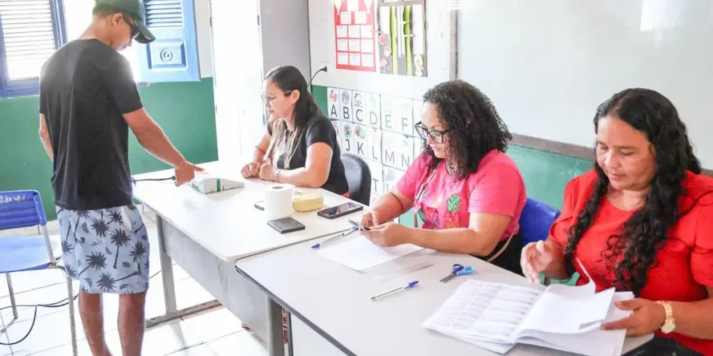 Eleição Simulada em Paulino Neves: Resultados e Impacto nas Eleições 2026