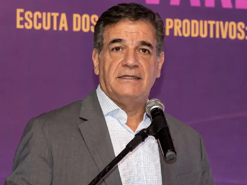Fecomércio alerta sobre os perigos do varejo informal e seu impacto na economia Fecomércio alerta sobre os perigos do varejo informal e seu impacto na economia