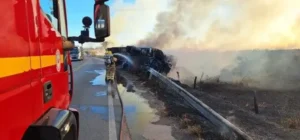 Incêndio em carreta de minério: acidente na BR-354 em Minas Gerais Incêndio em carreta de minério: acidente na BR-354 em Minas Gerais