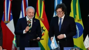 Javier Milei intensifica ataque a Lula: 'ladrão' e 'corrupto' em nova polêmica