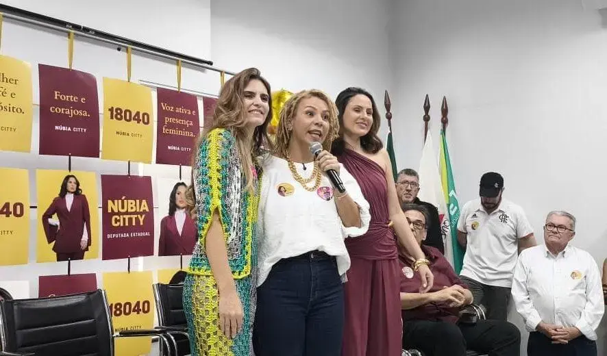 Lançamento de Candidaturas de Mulheres em Itabira: Áurea, Raquell e Núbia Lançamento de Candidaturas de Mulheres em Itabira: Áurea, Raquell e Núbia