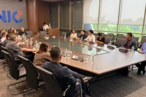 Missão do SINDVEL ao Vietnã busca ampliar autonomia tecnológica do Vale da Eletrônica