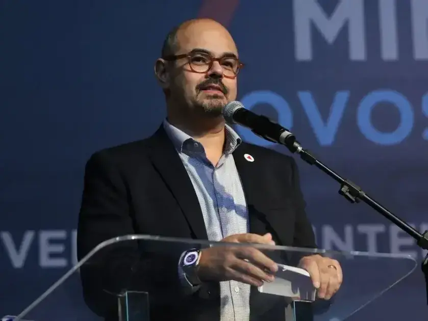 PSD e Novo direcionam verbas para a campanha de Simões PSD e Novo direcionam verbas para a campanha de Simões