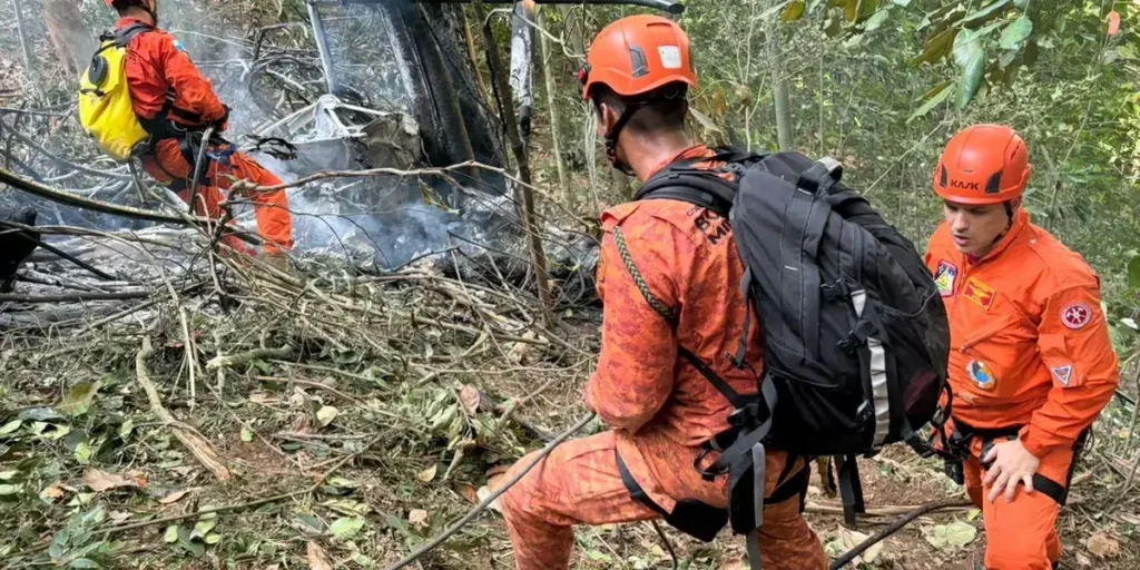 Quatro vítimas fatais em queda de helicóptero no Rio de Janeiro