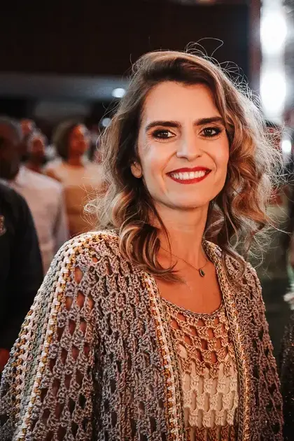 Raquell Guimarães anuncia suplência de Áurea Carolina na corrida ao Senado Raquell Guimarães anuncia suplência de Áurea Carolina na corrida ao Senado