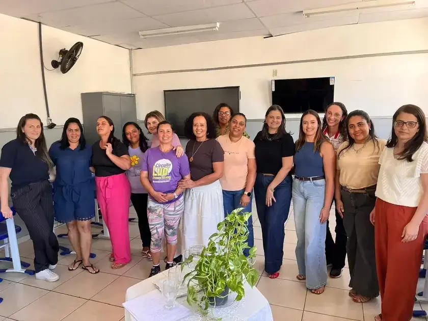 São Gonçalo do Rio Abaixo realiza roda de conversa sobre adolescência com famílias