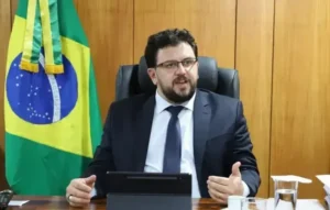 Senador Rogério Marinho solicita quebra de sigilo de ex-chefe de gabinete de Lula