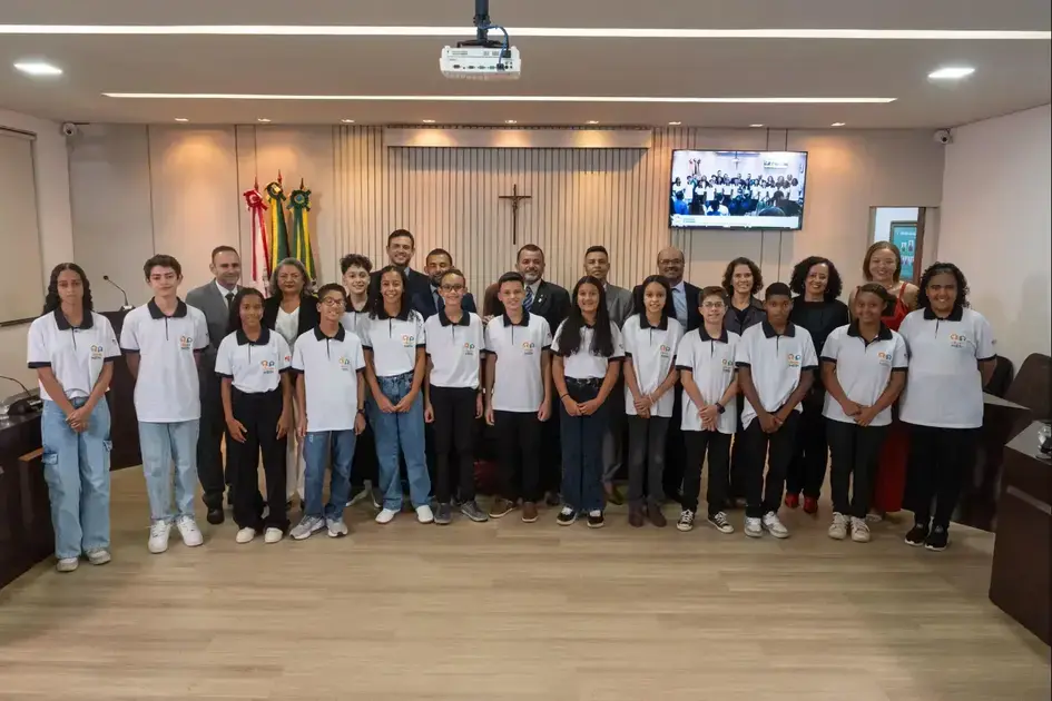 Vereadores Mirins são empossados em São Gonçalo do Rio Abaixo para 2026