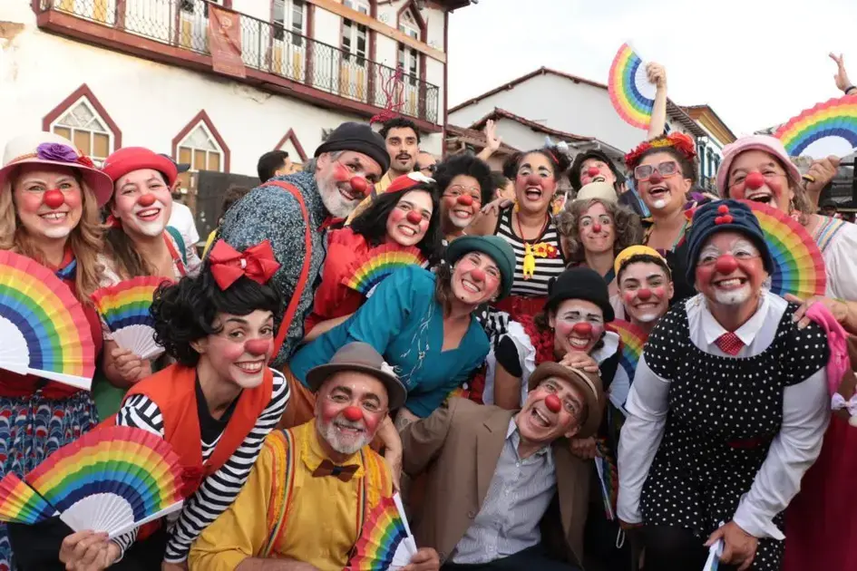 14º Encontro Internacional de Palhaços ilumina Mariana com arte e alegria