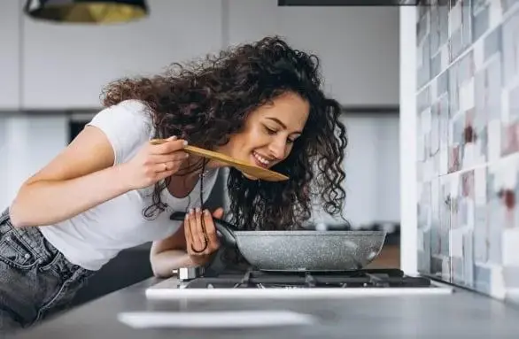 A influência do espaço na cozinha: hábitos e adaptações no dia a dia