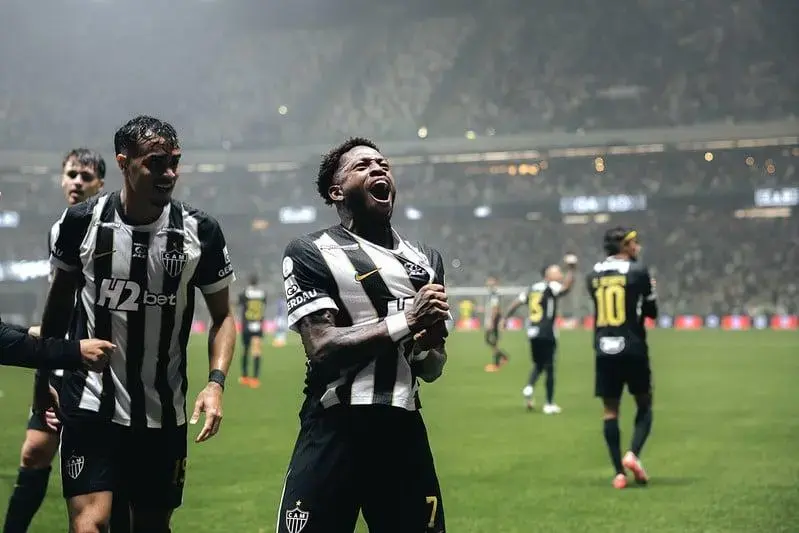 Atlético e Santos duelam na Vila Belmiro por vaga na semifinal da Sul-Americana Atlético e Santos duelam na Vila Belmiro por vaga na semifinal da Sul-Americana